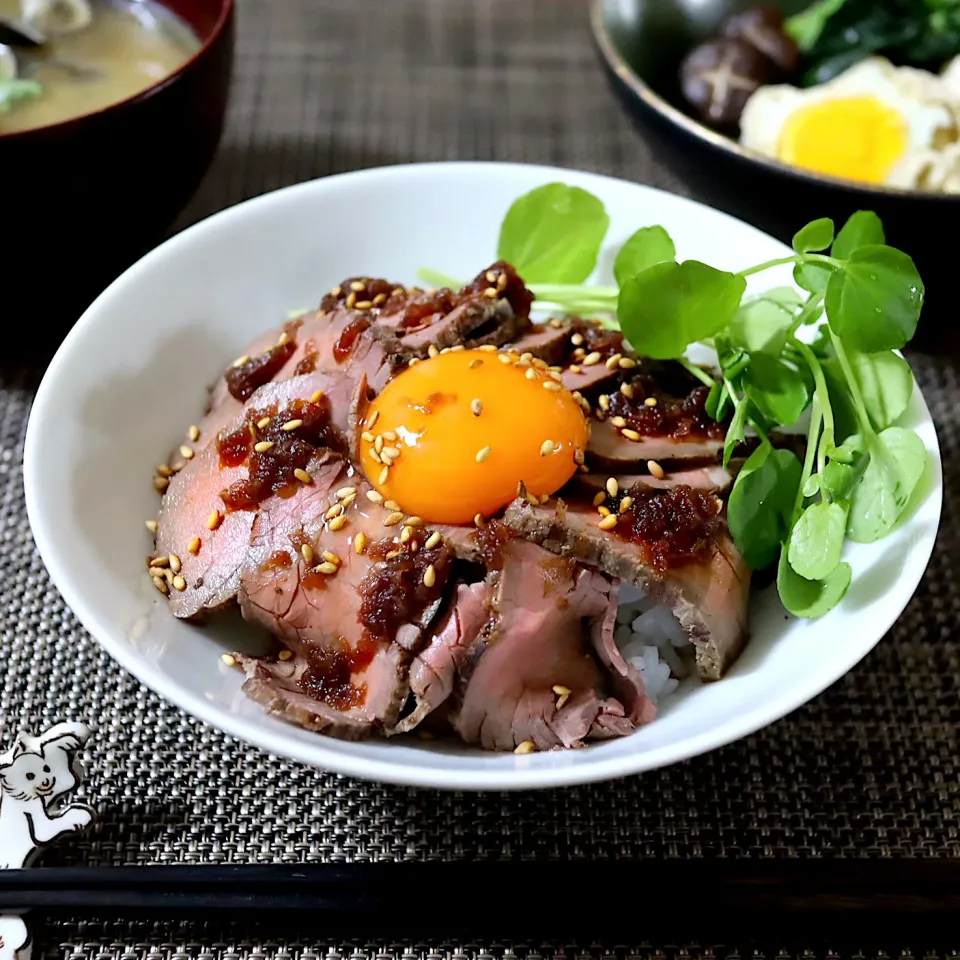 糀甘酒ローストビーフ丼定食|かおるさん