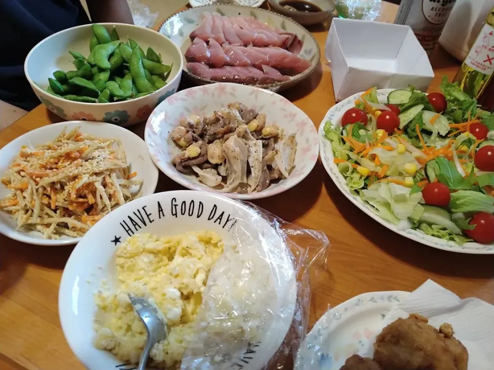 Snapdishの料理写真:定番🍷ウチ飲み会|ぷるるんっぱさん