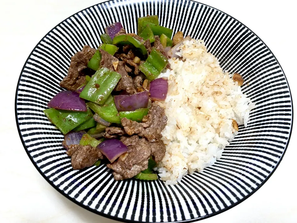 Beef, onions and peppers stir fry|Emmaさん