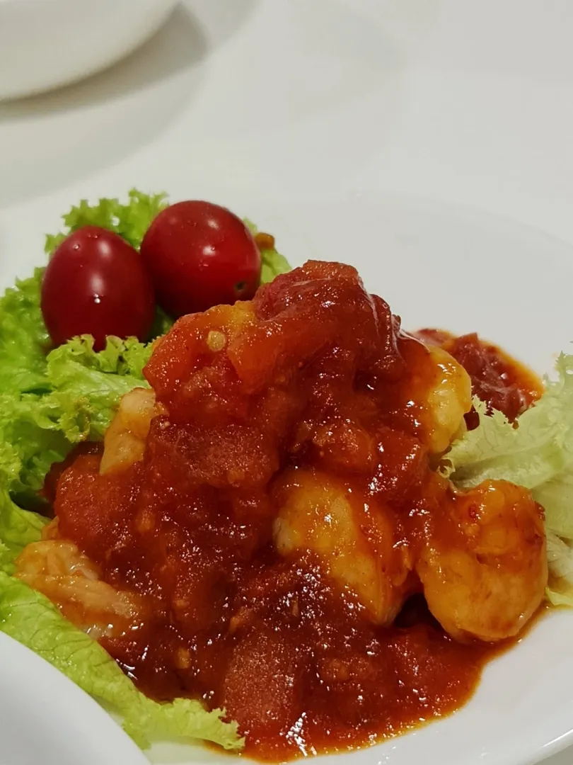 Tomato Garlic Prawns|CF Chaiさん