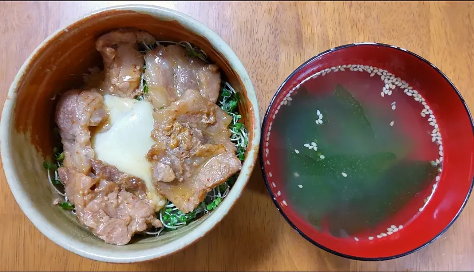 １２月２９日　チーズタッカルビ風丼　わかめスープ|いもこ。さん