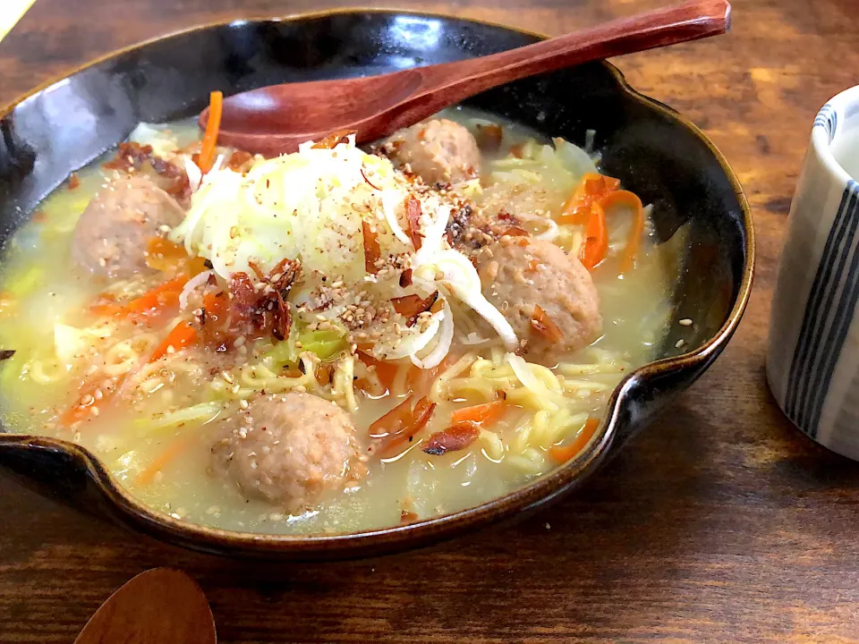 インスタント豚骨ラーメン|唐いも子さん