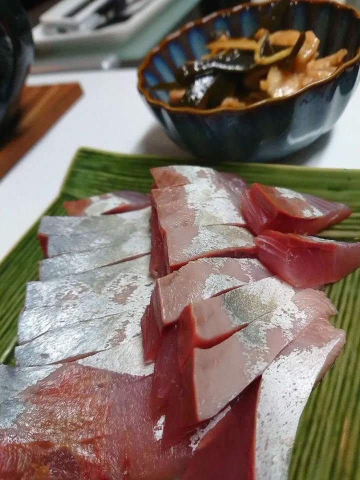 つばすと鶏皮ポンで乾杯|食事メモメモさん