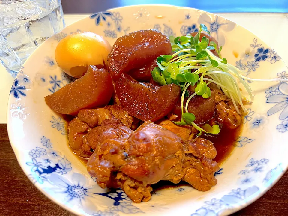 手羽元と大根の煮物|流線形さん