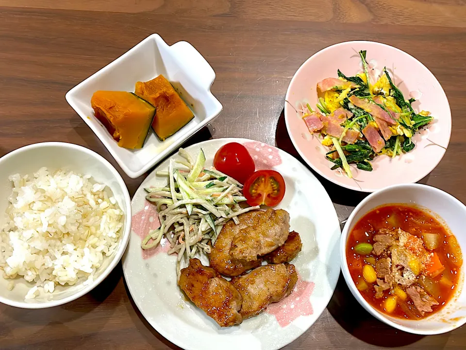 Snapdishの料理写真:豚ヒレの照り焼き　ごぼうサラダ　トマトミネストローネ　水菜と卵の炒め物　かぼちゃの煮物|おさむん17さん