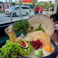 Snapdishの料理写真:Oyster Uni Shashimi|Tony J-Kayさん