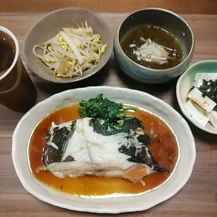 20210123
鰈の煮付け
もやしとジャガイモの和え物
もずく
豆腐のニラ醤油かけ|noccoさん