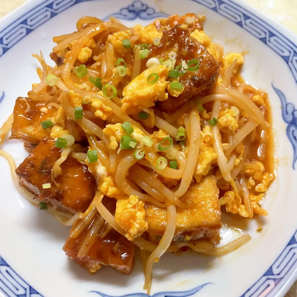 厚揚げともやしのチリソース炒め|Tomoさん