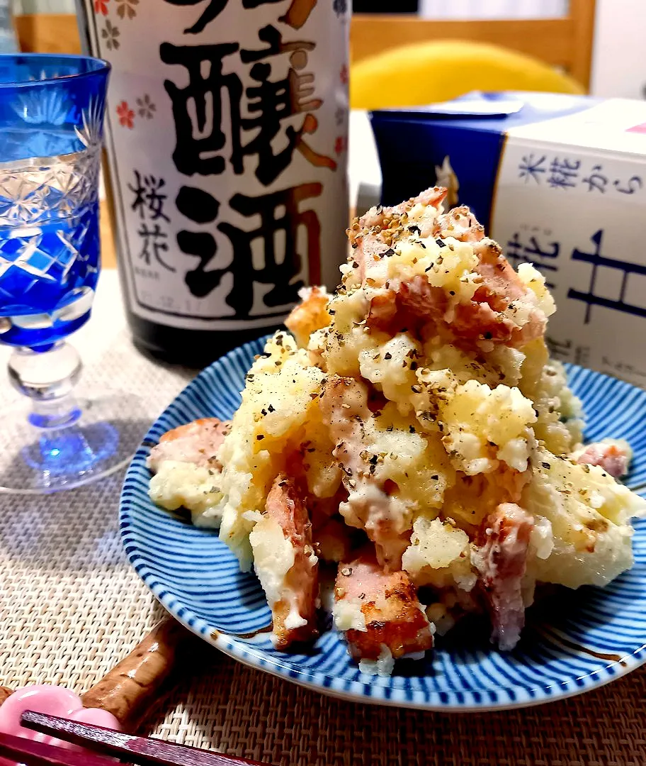 Snapdishの料理写真:甘酒ポテサラ(^∇^)🍺|ナオミさん