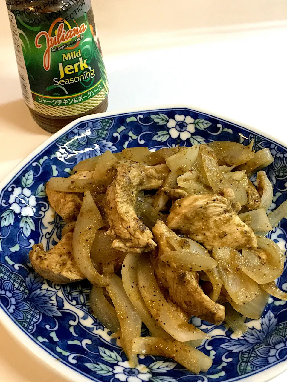 鶏胸肉と玉ねぎの炒め物|こずえさん