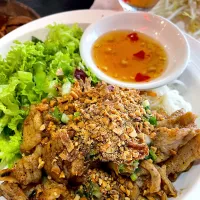 Snapdishの料理写真:Bun thit@Vietsea|Ong Sor Fernさん