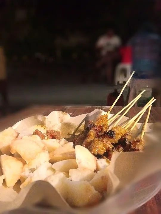 Pork Satay by Bli Nyoman in Kuta Near the Beach walk|Vincentius Richard Alim Wijayaさん