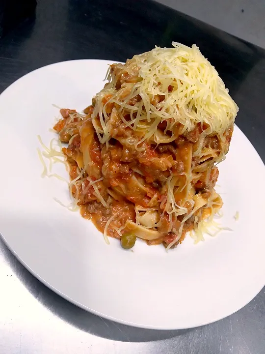 fettuccini a la bolognesa|Chef Eder Bdgさん