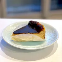 Snapdishの料理写真:バスクチーズケーキ|Akiko Hasueさん