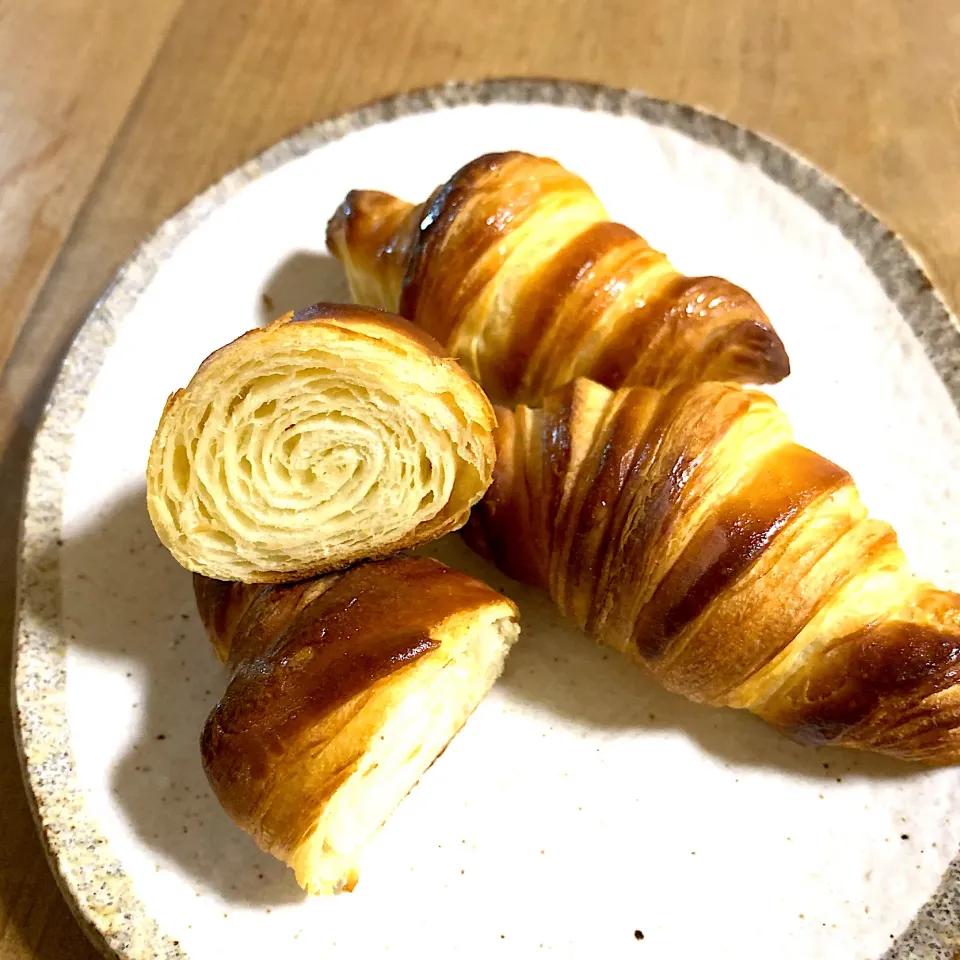 初挑戦の手作りクロワッサン🥐|うゆさん