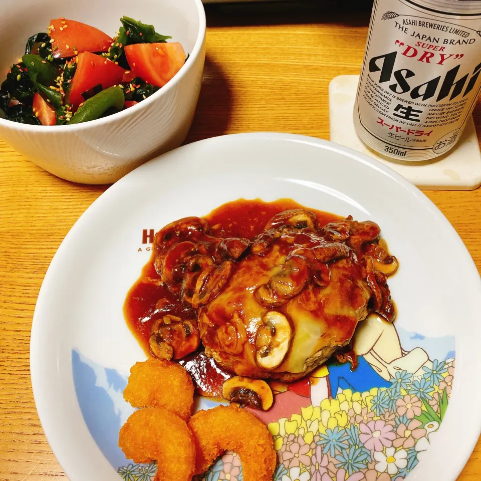 ハンバーグ マッシュルームソース
トマトとワカメサラダ|naoさん