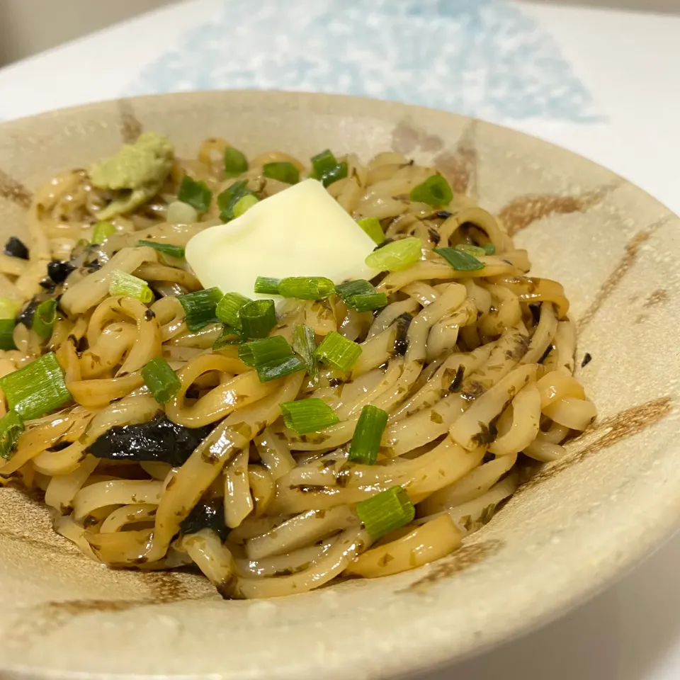 りさこさんの料理 レンジ海苔バターうどん|りさこさん