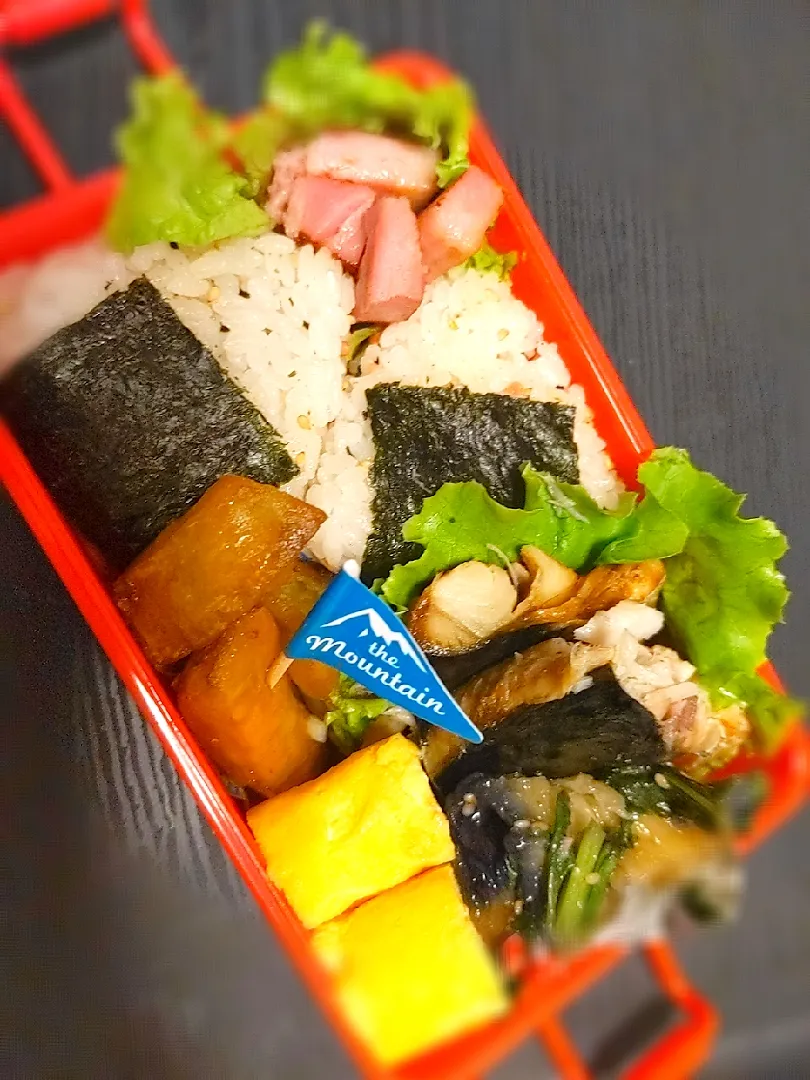 Snapdishの料理写真:鯖の塩やき弁当|mof-mofさん