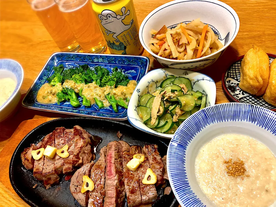 山芋とろろ　牛ランプ肉ステーキ　菜の花の山椒酢味噌　切干大根煮物|じゅんさんさん