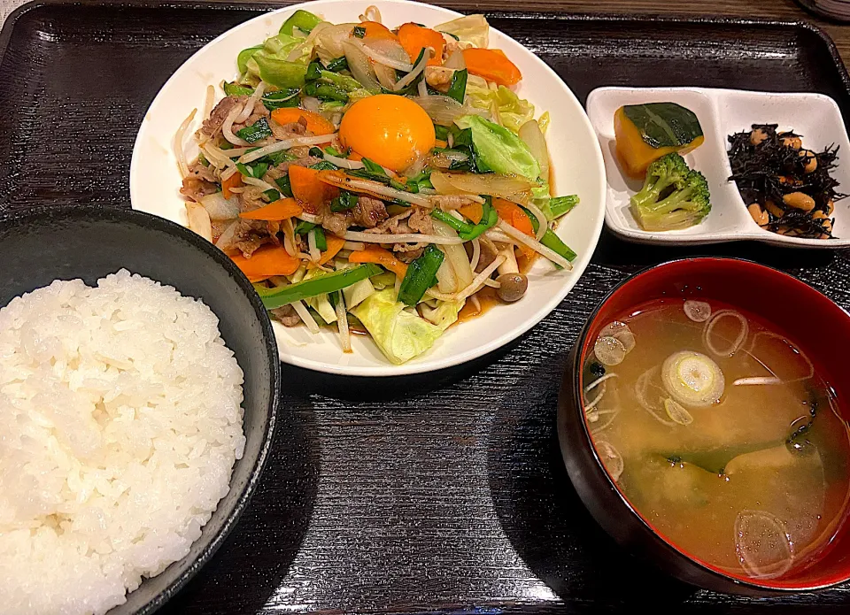 スタミナ牛バラ野菜炒め定食|須佐 浩幸さん