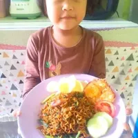 mie goreng|Elvi Elviさん