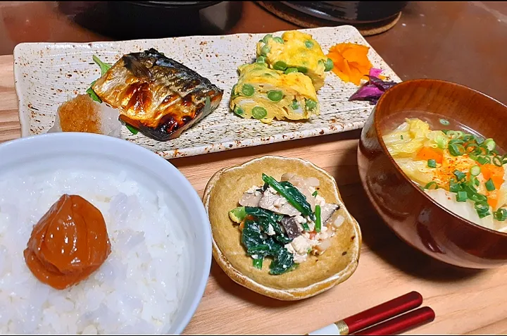 1月29日（土）

休日の朝定食🌥️|びせんさん