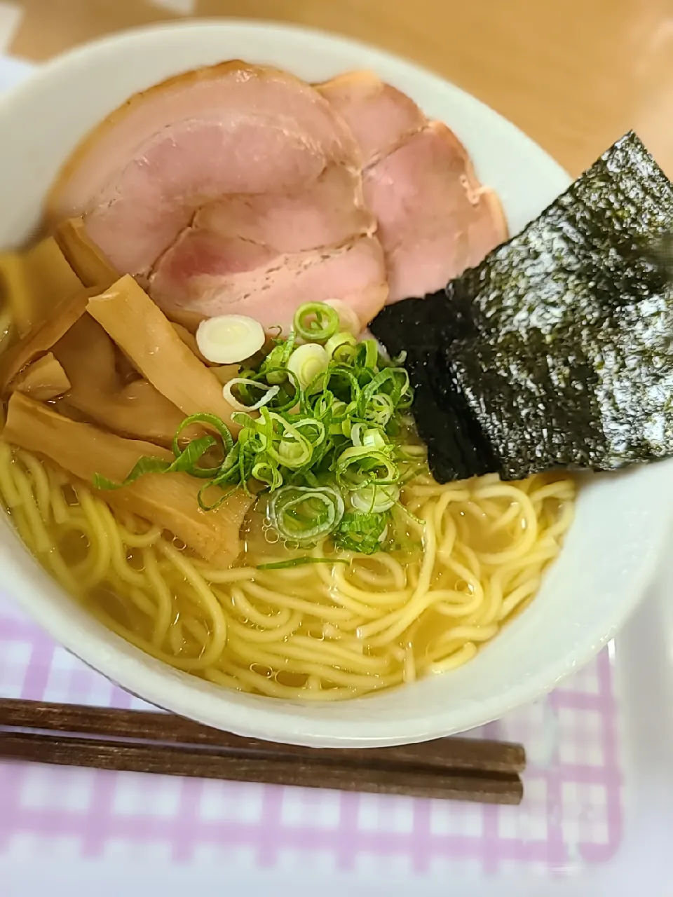 15歳の息子が作ってくれた！
これ絶対うまいラーメン！
香味ねぎ塩ラーメン🍜😋|みぽりん♪さん