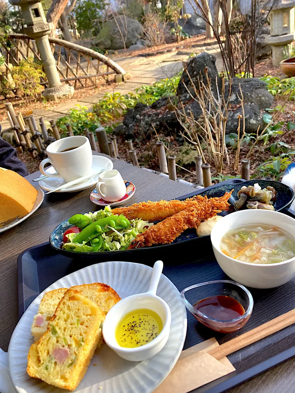 海老フライとケークサスレのランチ|MIEKO 沼澤三永子さん