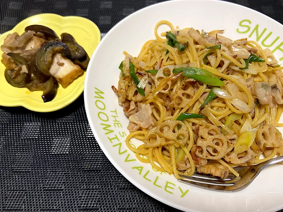 豚バラ肉とレンコンのバター醤油パスタ|ゆうさん