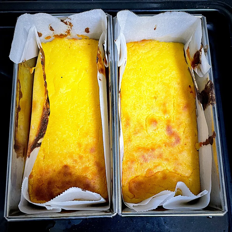 Snapdishの料理写真:マロンゴールドのヨーグルトケーキ|ななみんさん