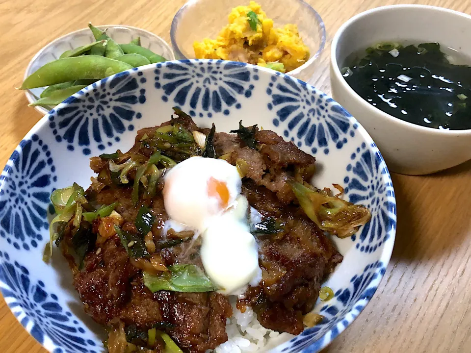 大豆ミートでカルビ丼✨|さおりさん