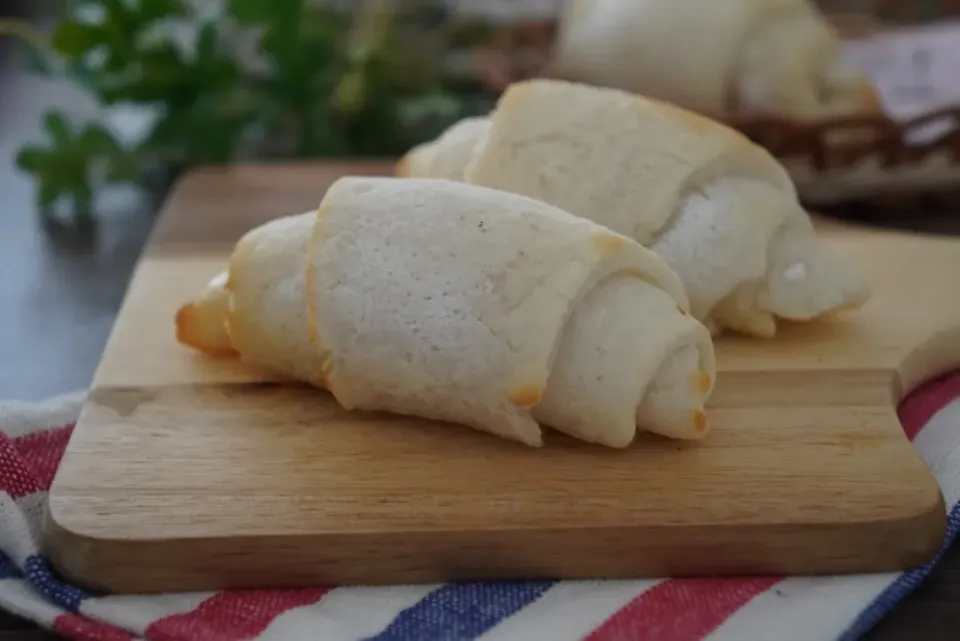 米粉の塩パン|ちいさなしあわせキッチンさん