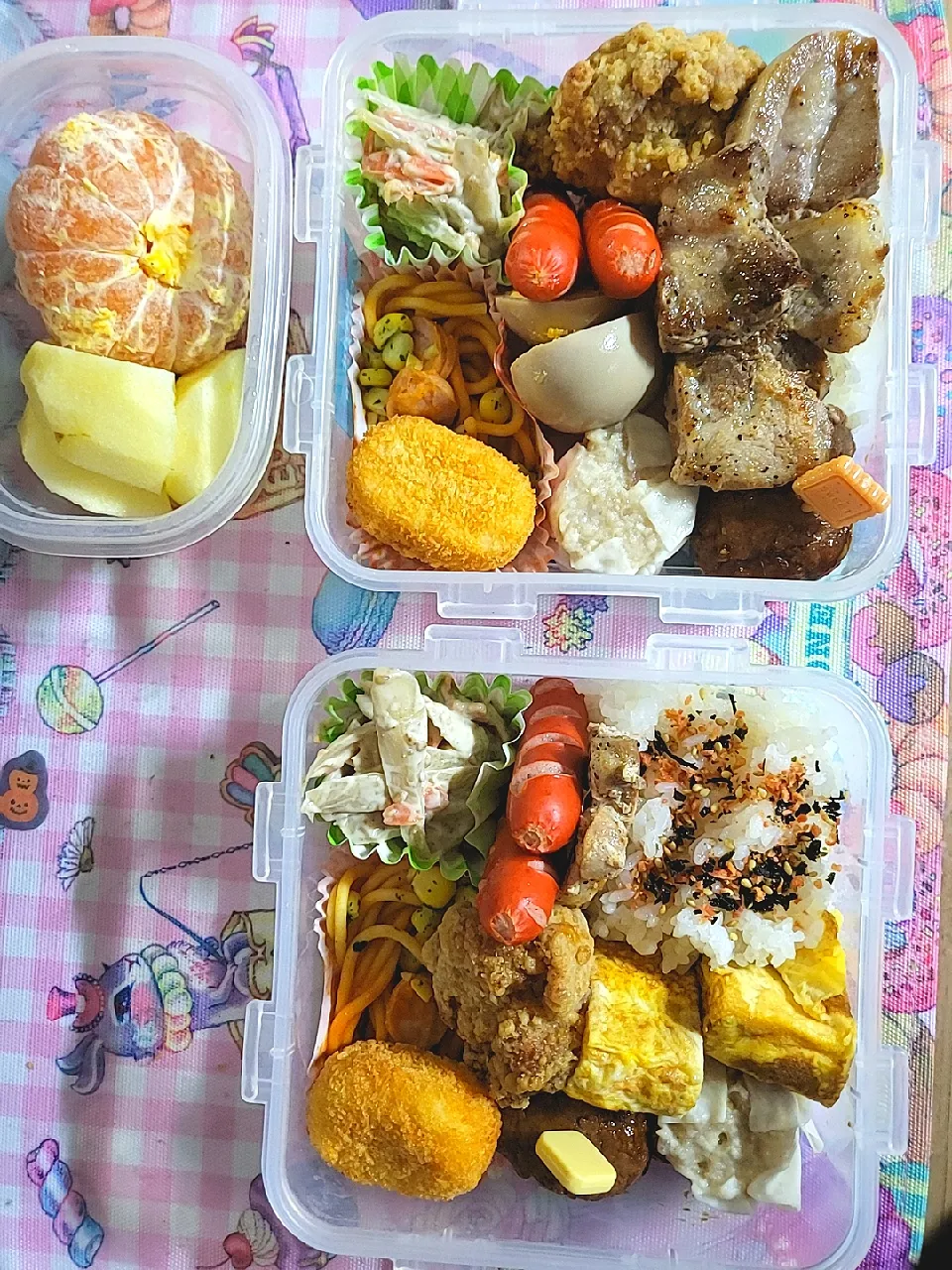 2022年01月31日
今年初のお弁当😋🍴🍱♬*
(先週までリモート授業📃✍なので、お家ご飯でした)

長男は、今日で高校生活最後のお弁当🍱
希望のメニューを詰め込みました😁|むさわか☘️さん