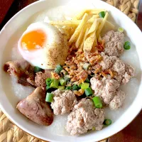 Snapdishの料理写真:Thai pork porridge. For cold weather day.|phoilさん