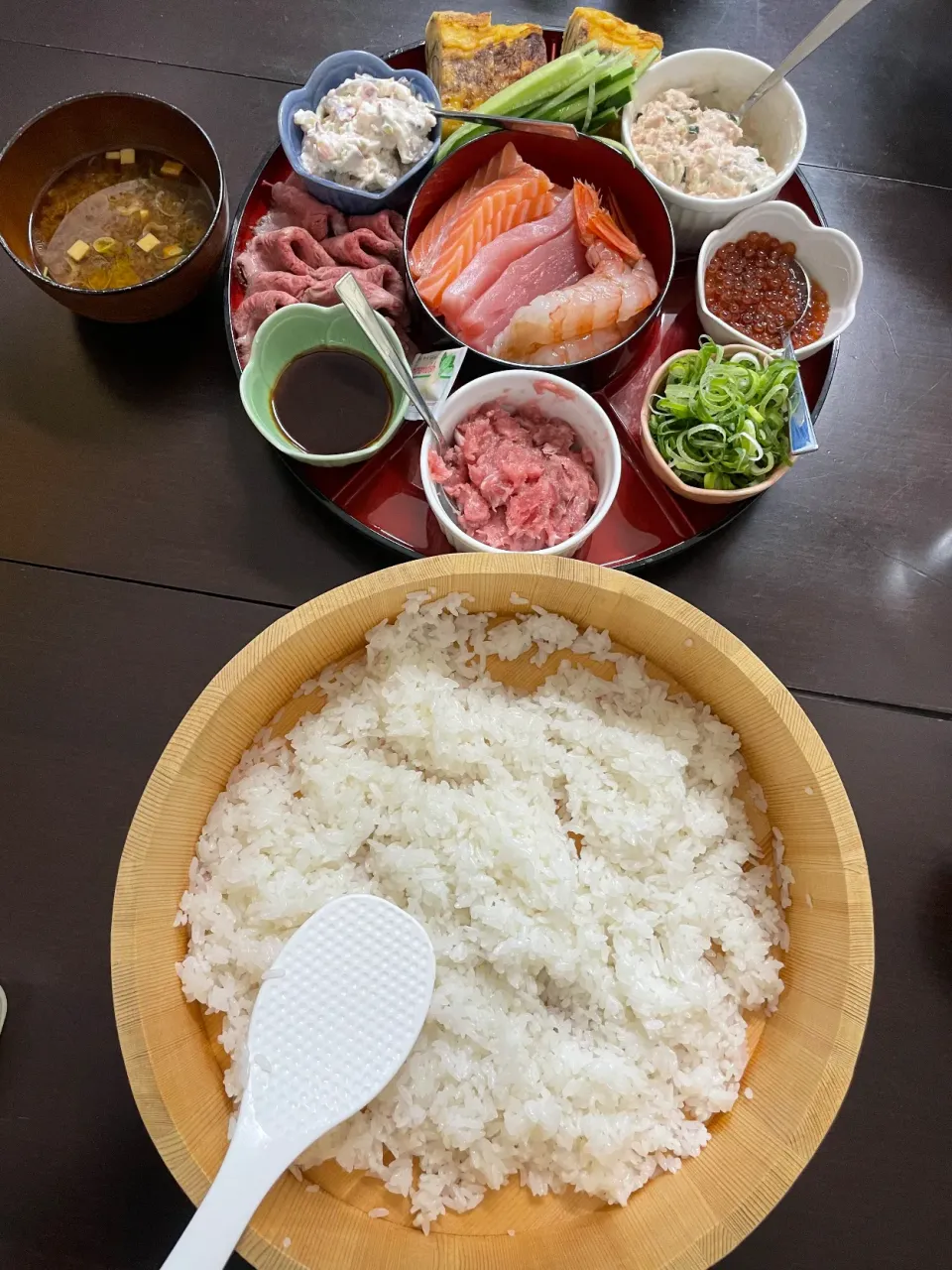 Snapdishの料理写真:手巻き寿司|mikkoroさん