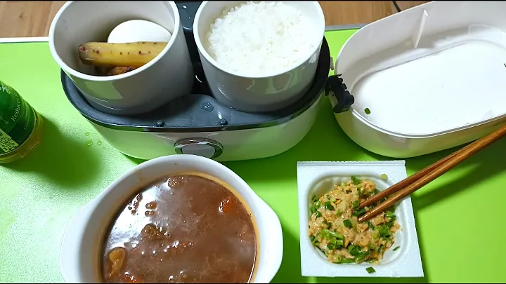 お弁当箱型炊飯器で炊いたご飯とスープカレー|お父ちゃんファミリーさん