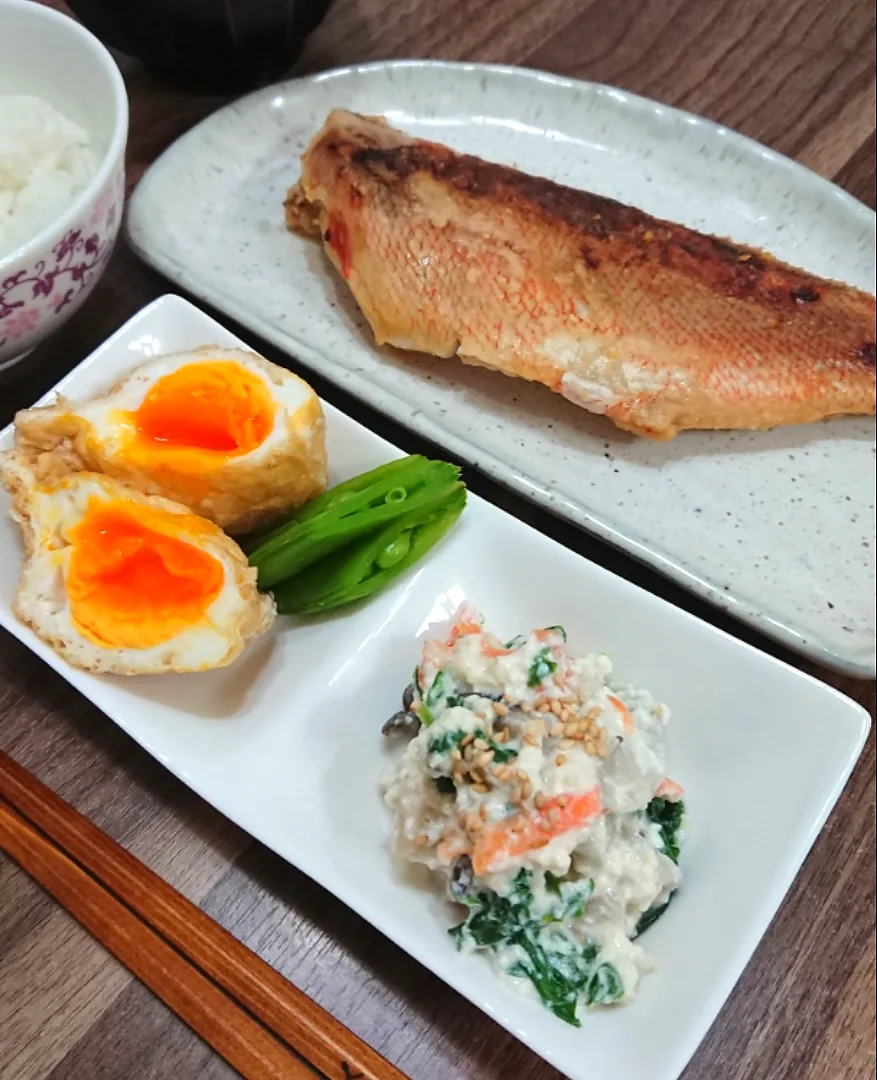 Snapdishの料理写真:赤魚の味噌漬け|ゆりちさん