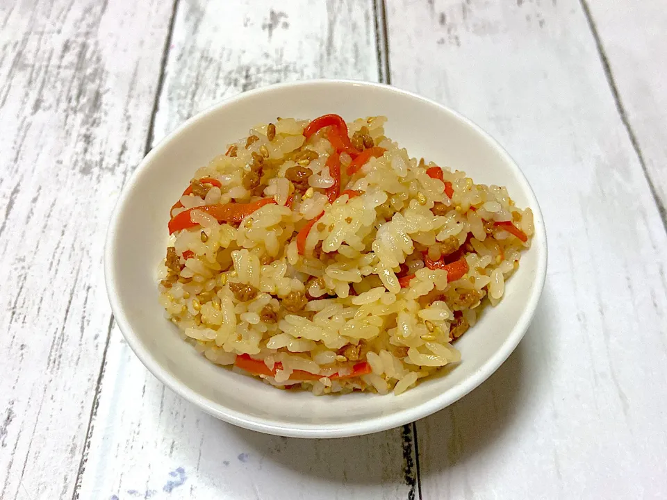 大豆のお肉でそぼろ混ぜご飯|ママちんさん