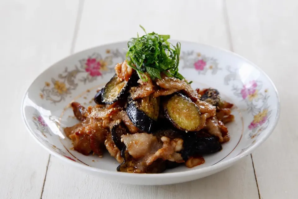 豚肉と茄子の胡麻味噌炒め|マユマユさん