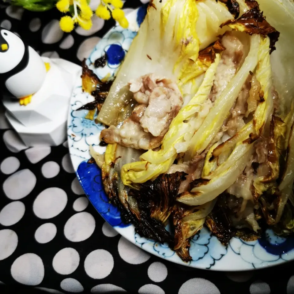 豚バラと白菜〜めっちゃ旬
　
焼き白菜🥂ワインで乾杯スパークリング|ペンギンさん