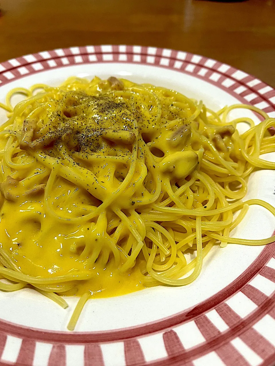 海外ドラマ　ザ・フォロイング  シーズン1 の最後まで観ながら #夕飯 カルボナーラスパゲッティ|ms903さん