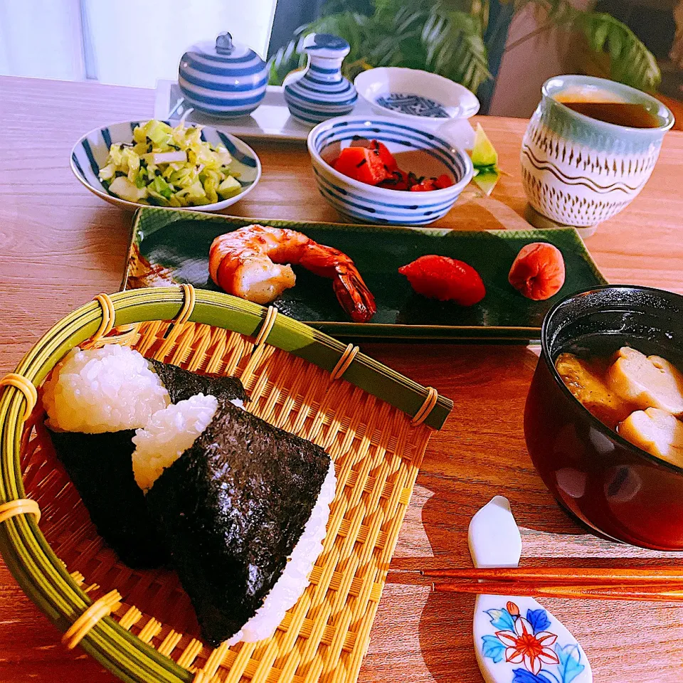 🍙おにぎりの朝ご飯　😋|Sの食卓さん