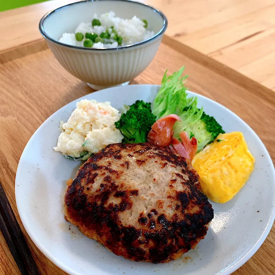 豚牛鶏トリプルミンチのハンバーグ✴︎|あやみんさん