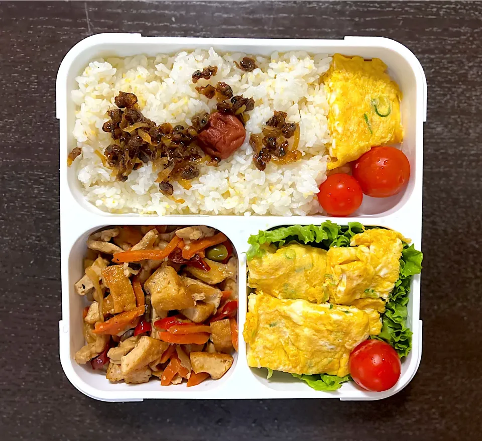 Snapdishの料理写真:Yakitamago bento|yeni kartikasariさん