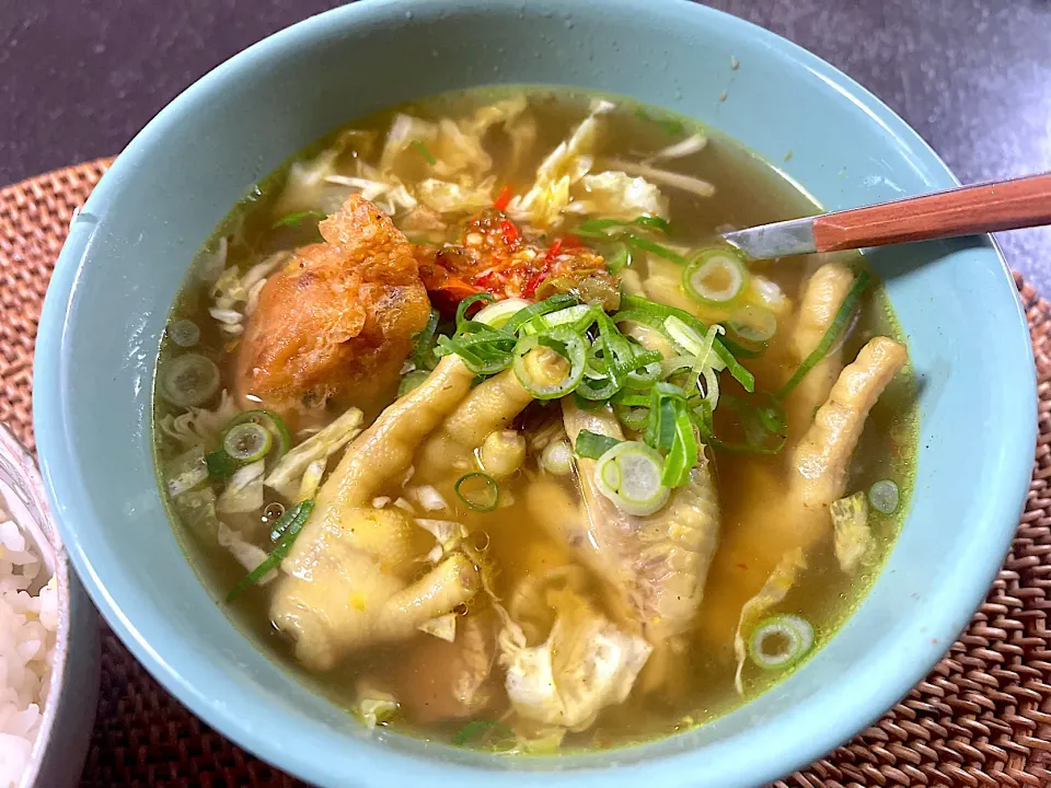 Snapdishの料理写真:Soto ceker|yeni kartikasariさん