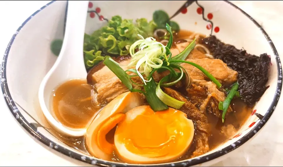 Pork Belly La Mien|Tony J-Kayさん