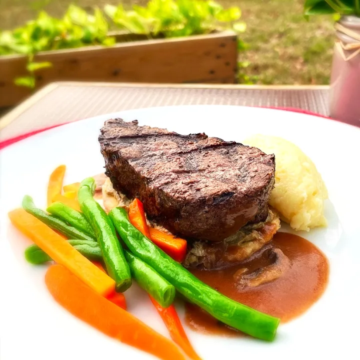 Beef Tenderloin|Jenna Platinoさん