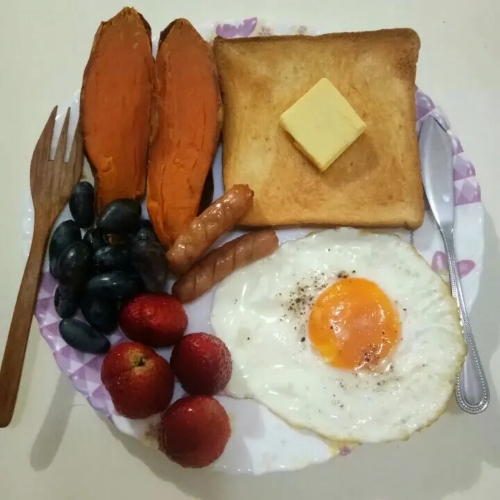 Diet Breakfast 🍞🍠🍇🍓🍴|Chef Choさん