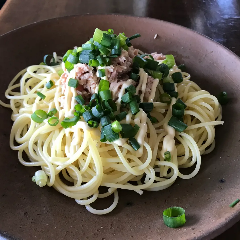 Snapdishの料理写真:ツナマヨポン酢パスタ|sanaeさん