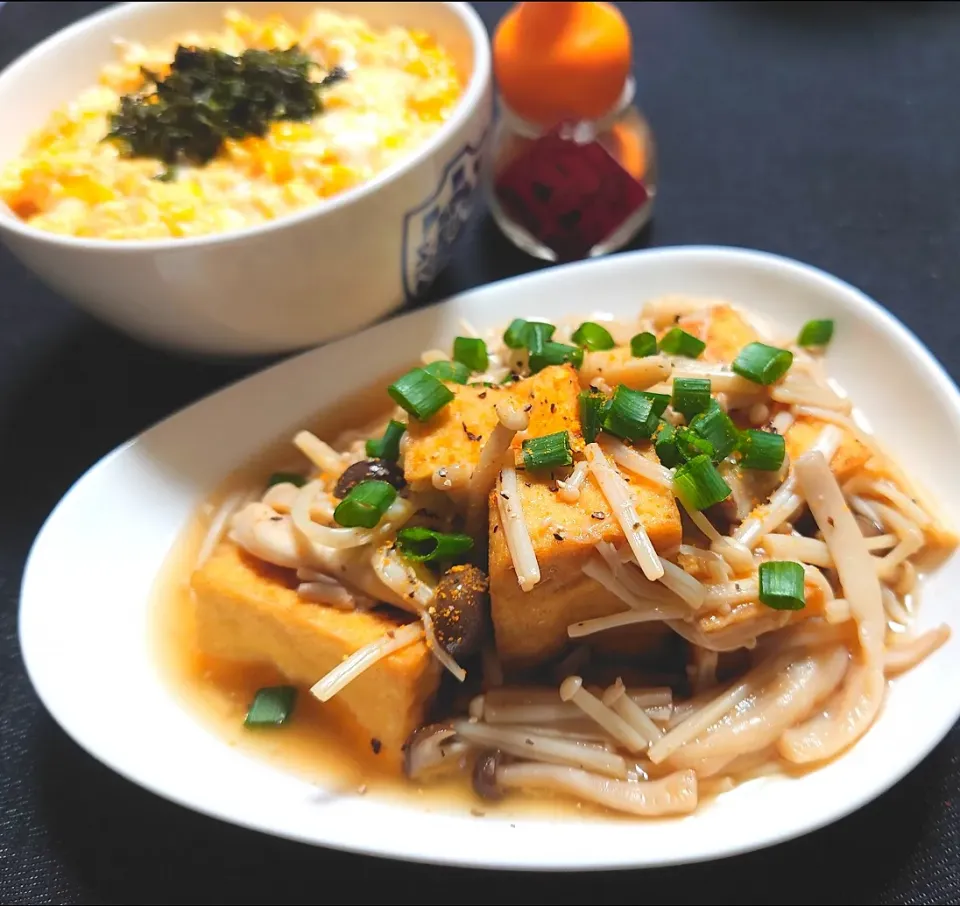 たまごだけ丼
厚揚げ🍄あんかけ|マギーさん